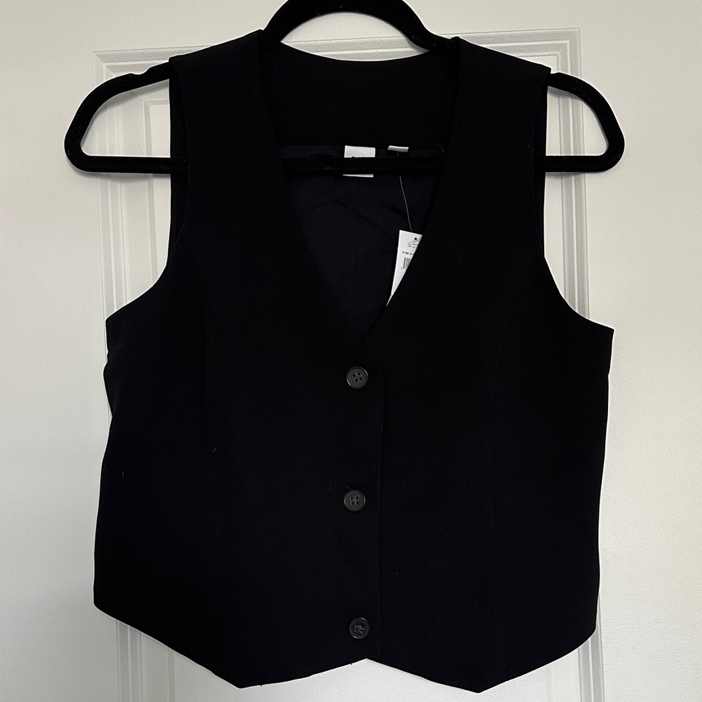 GAP Black Sleeveless Vest Top